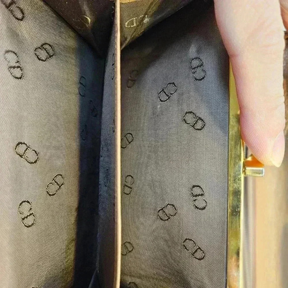 Dior honeycomb pattern Wallet - Picture 13 of 14